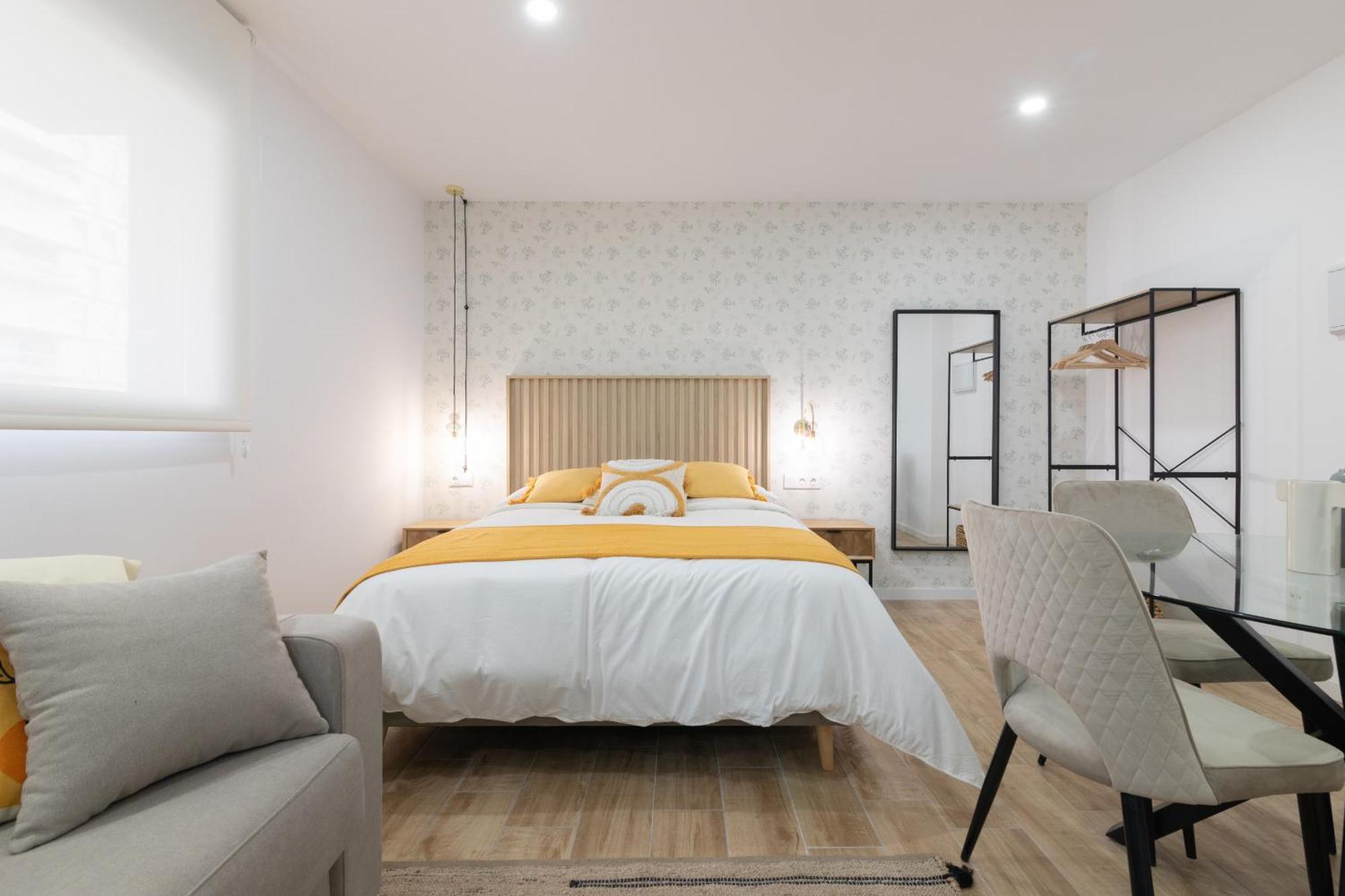Dormforyou Arena Standard Valencia Exteriör bild